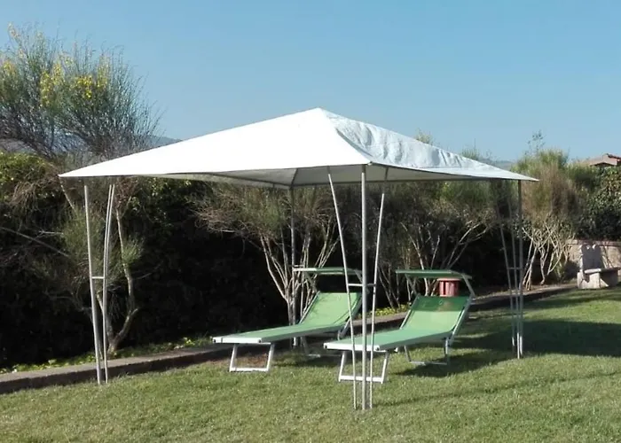 & 4* Sovana