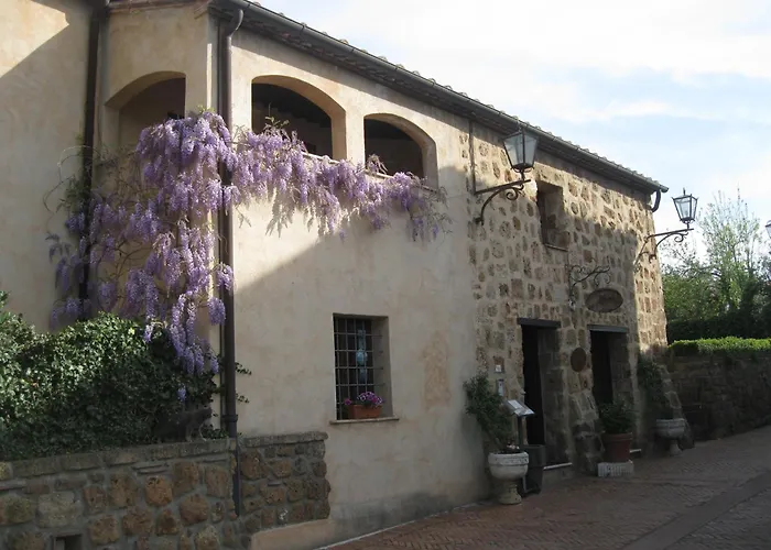 & Sovana